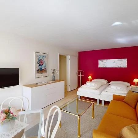 Skyline 204 Apartment