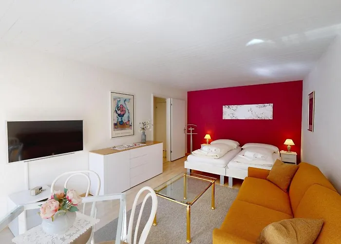 Skyline 204 Apartment